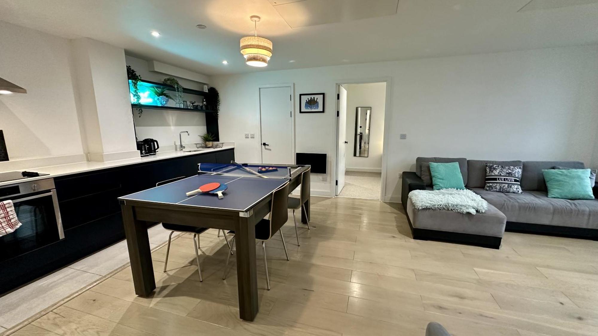 Lux Livin' Apartments - Luxury 2 Bed Apartment With Sky Garden Manchester Exterior photo