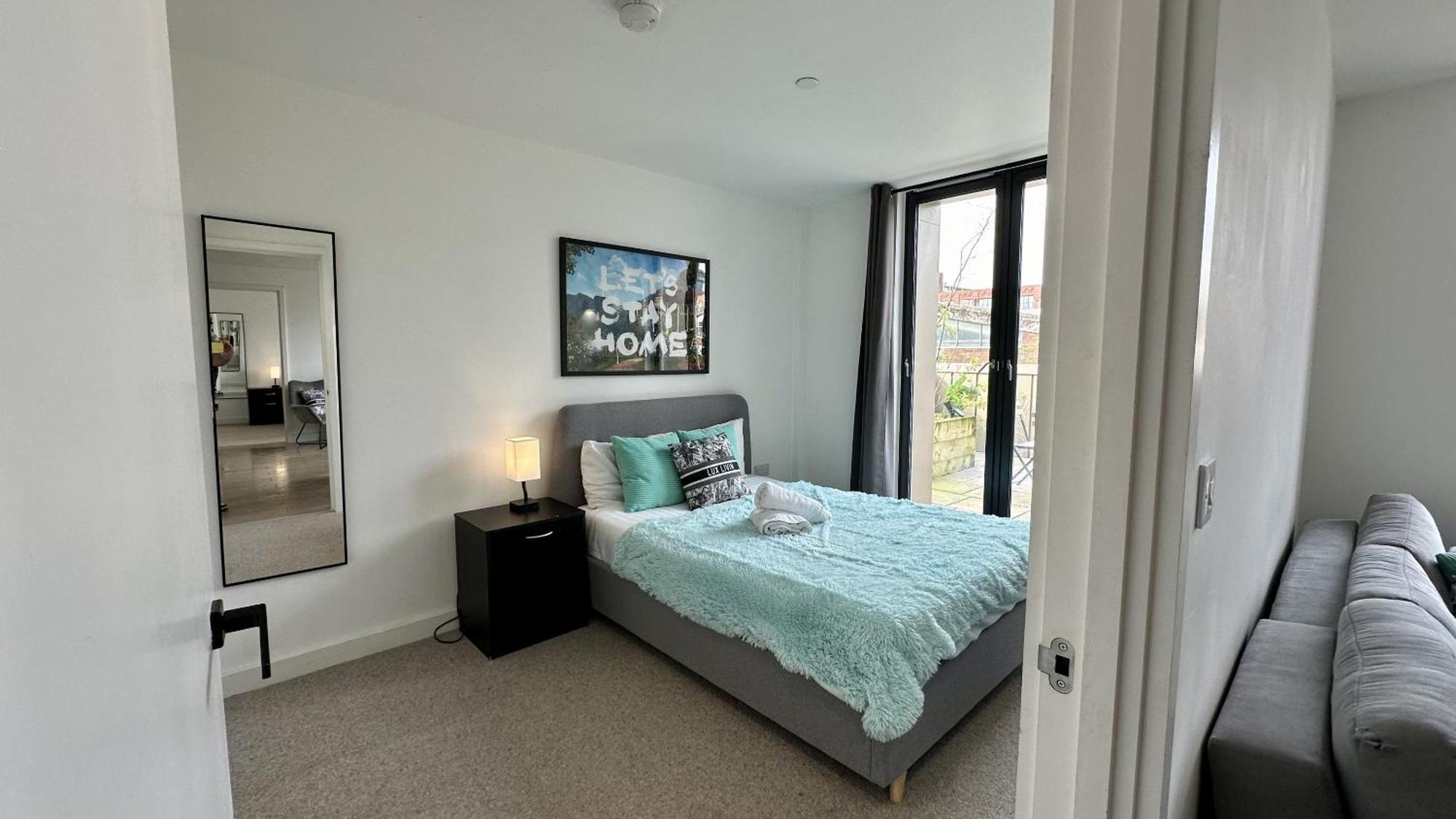 Lux Livin' Apartments - Luxury 2 Bed Apartment With Sky Garden Manchester Exterior photo