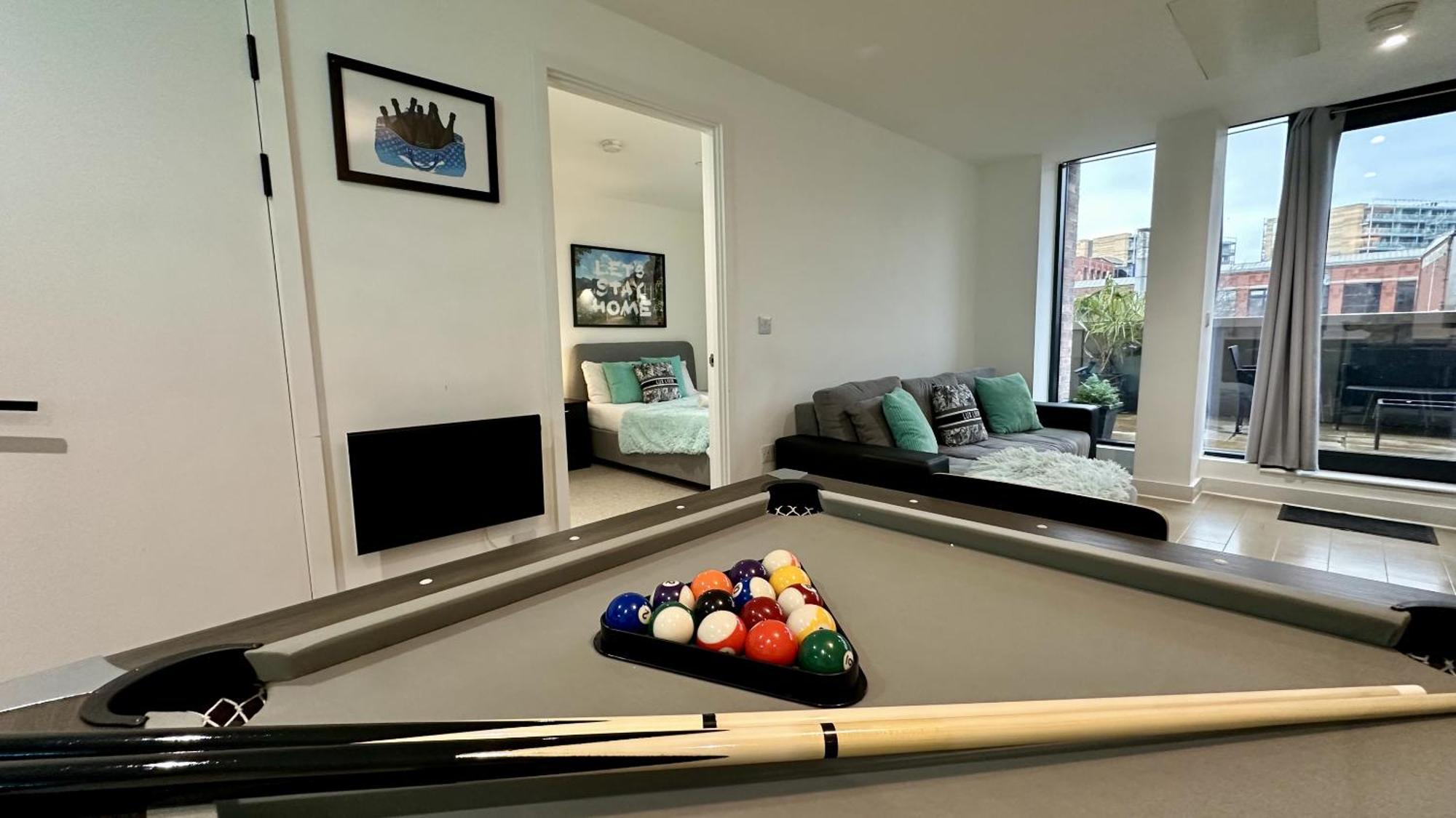 Lux Livin' Apartments - Luxury 2 Bed Apartment With Sky Garden Manchester Exterior photo