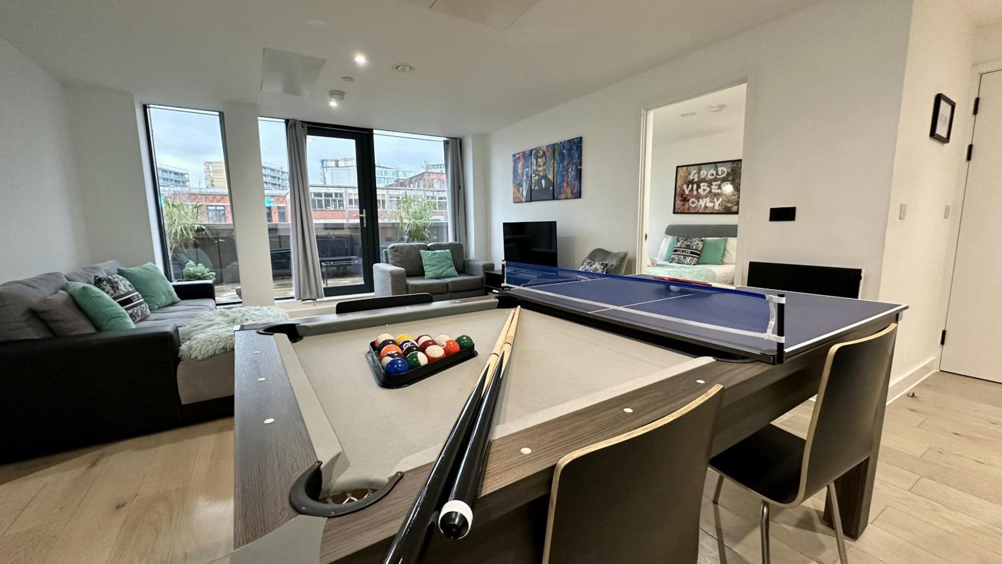 Lux Livin' Apartments - Luxury 2 Bed Apartment With Sky Garden Manchester Exterior photo