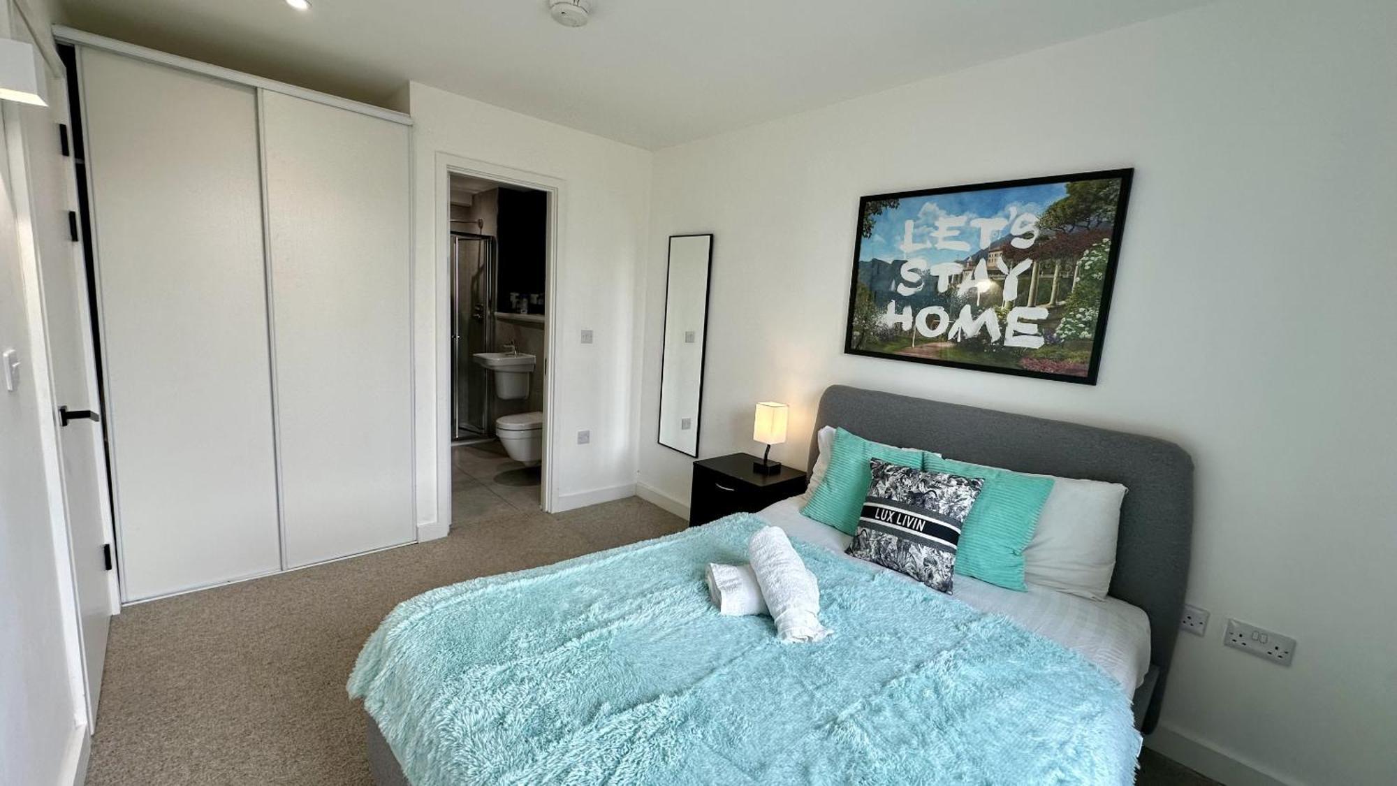 Lux Livin' Apartments - Luxury 2 Bed Apartment With Sky Garden Manchester Exterior photo